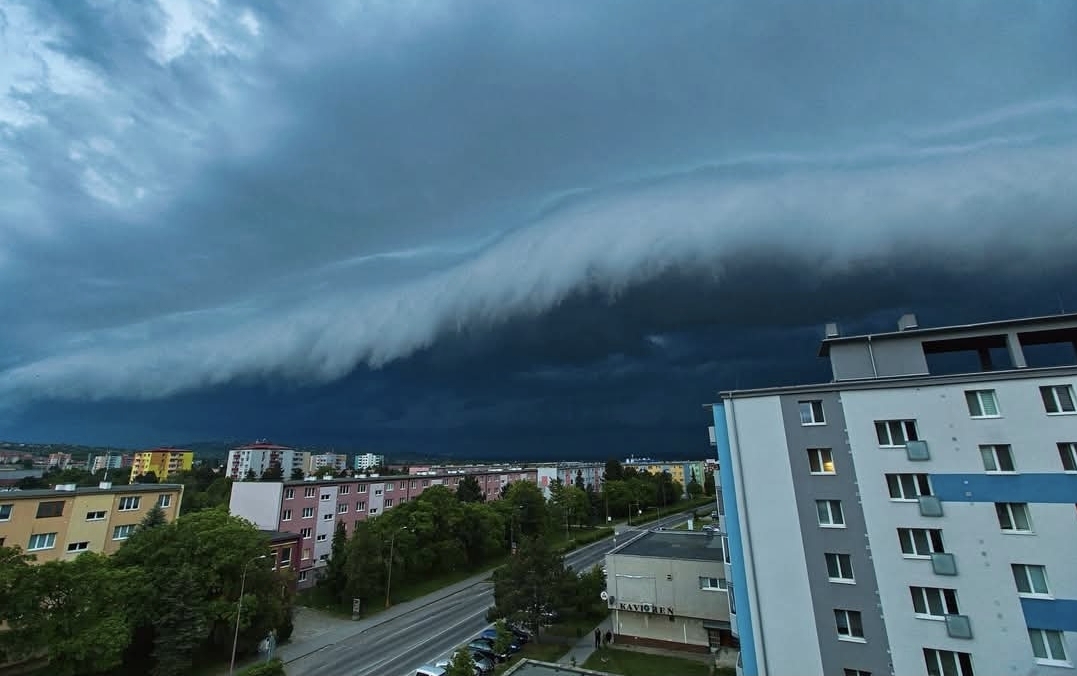 Búrka, Skalica