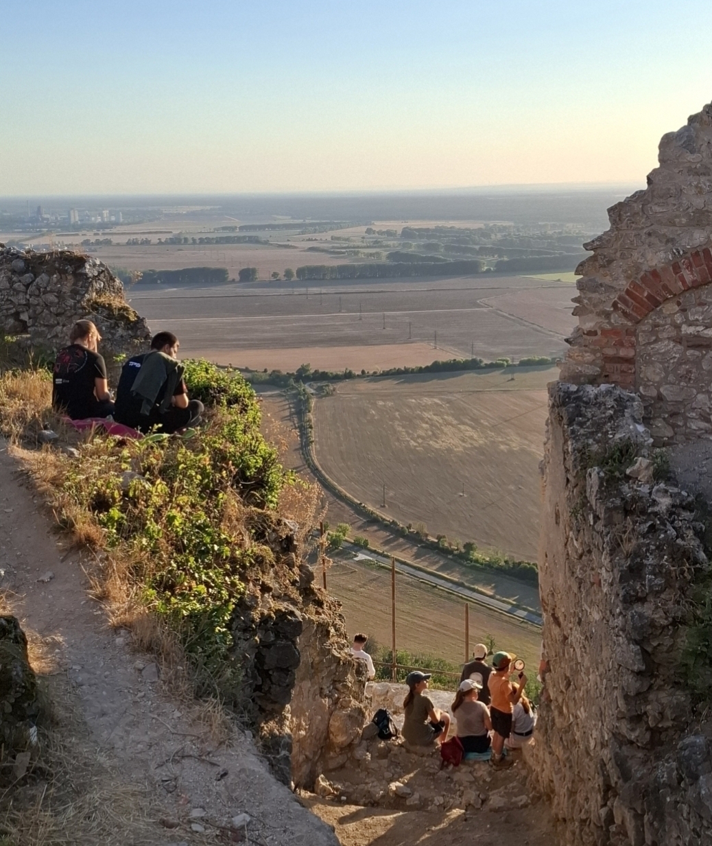 Plavecký hrad, zatmenie Slnka