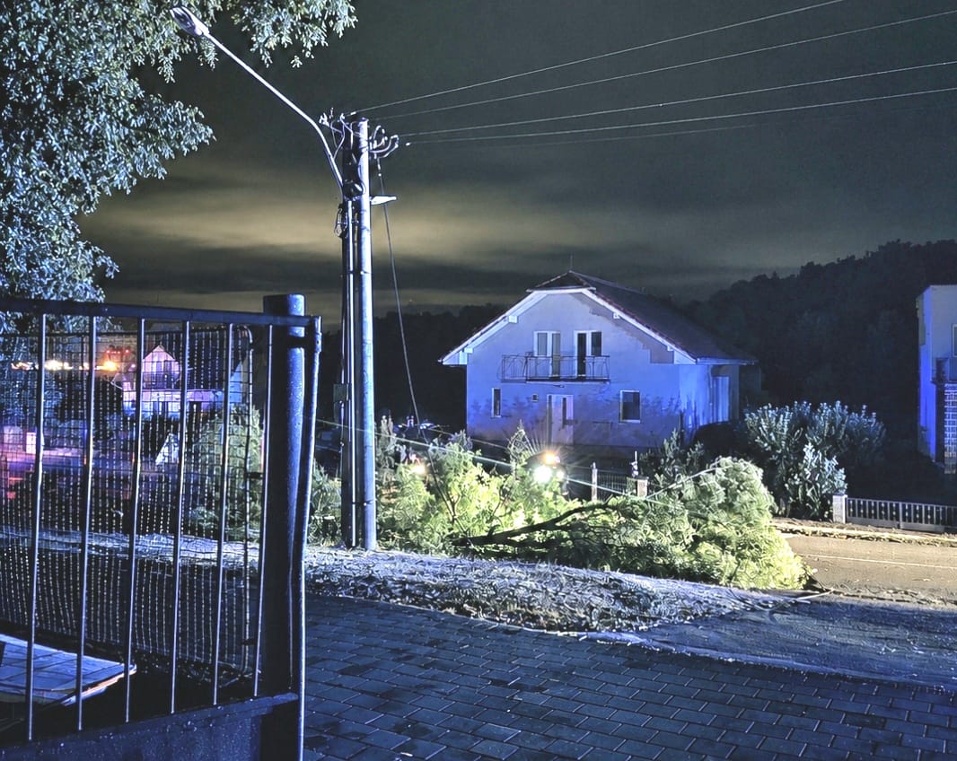počasie meteo Sekule búrka dážď